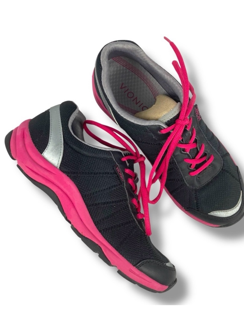 Vionic Alliance Walking Shoes (8.5)